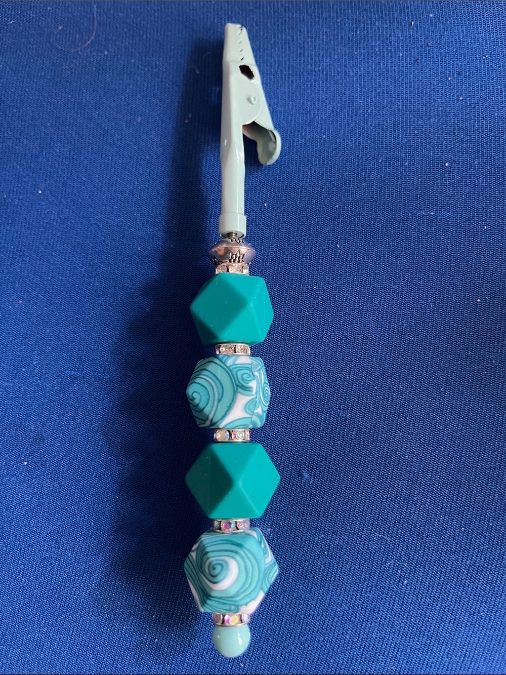Teal Beaded Smoking Clip